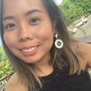 Meet your Posher, Regina